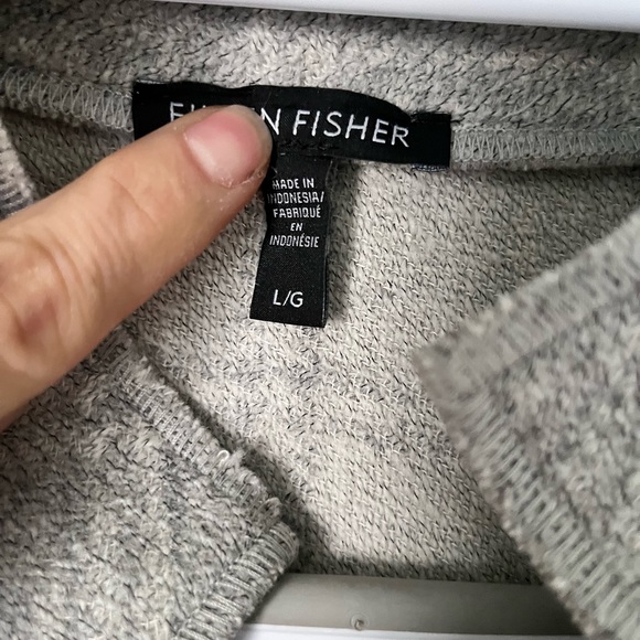 Eileen Fisher wool and cotton blazer. - Picture 3 of 4